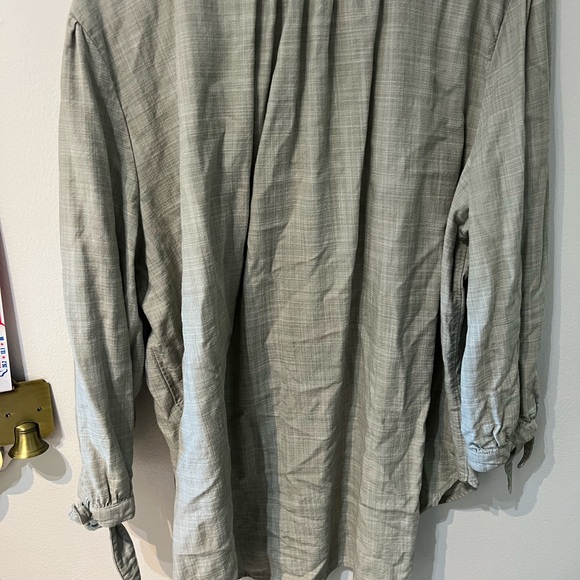 Loft Blouse - Picture 2 of 4